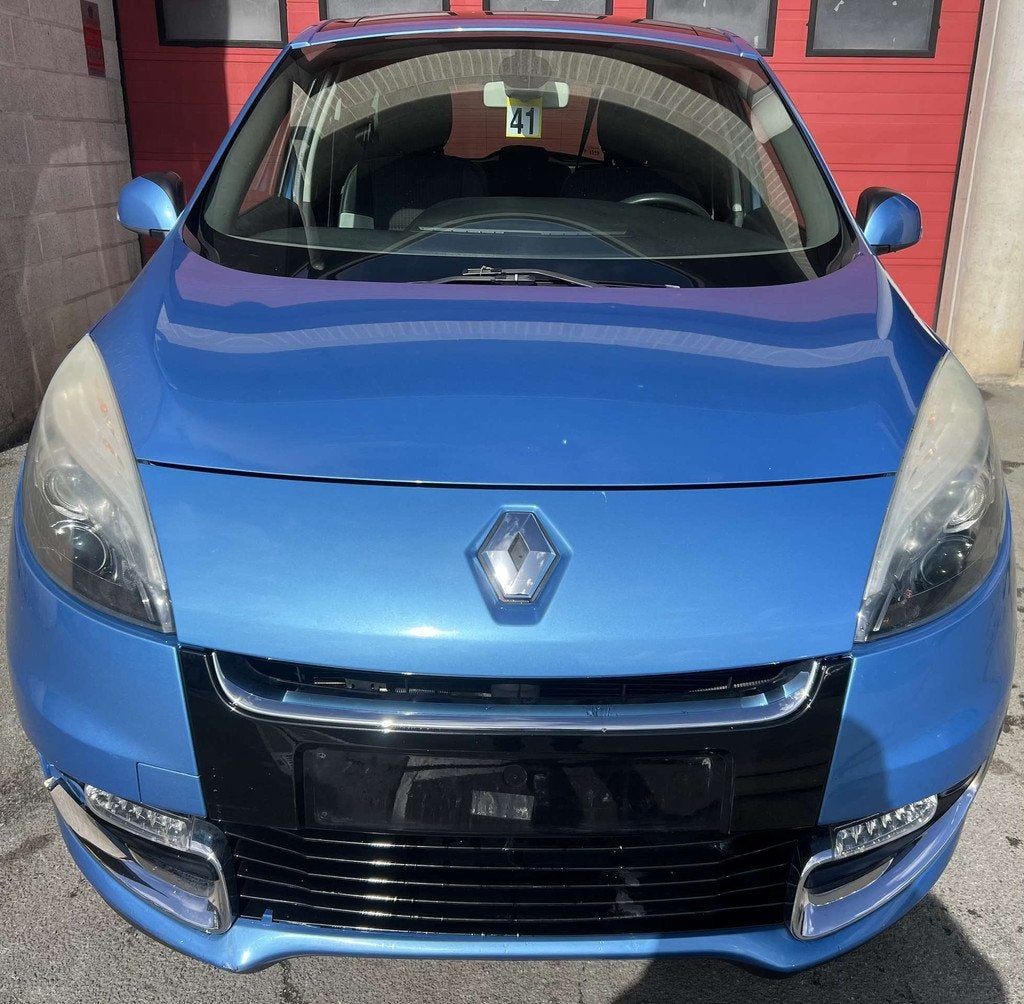 Renault Scénic 1.5 dCi Bose Edition EDC +BOITE AUTO +NAVI +, Auto's, Automaat, Euro 5, Gebruikt, 4 cilinders
