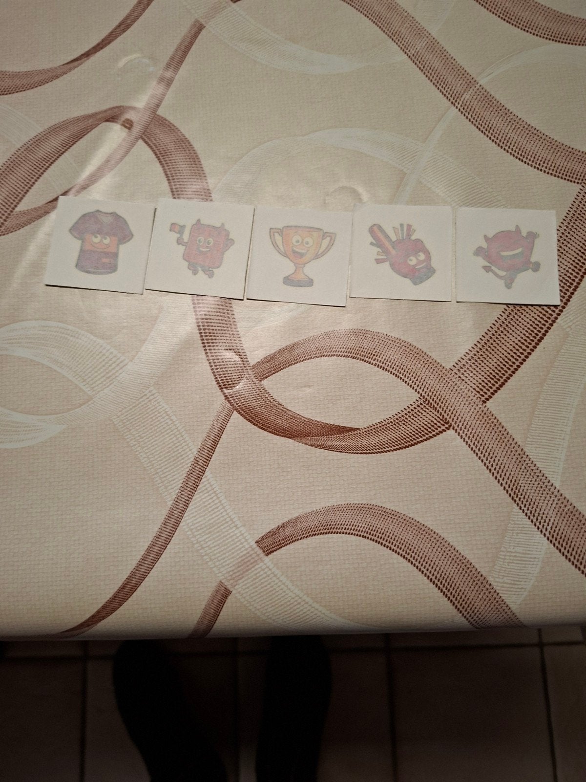 Dubbele tattoo stickers STICK-IT van Delhaize, Autres supermarchés, Enlèvement ou Envoi