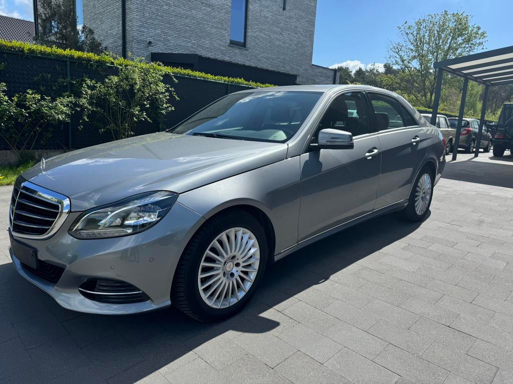 Mercedes E 200 cdi bj 2013 km 127.600 mooie auto, Auto's, Stof, Zwart, https://public.car-pass.be/vhr/8c69fcf4-f722-4a94-a185-bc220e75e5d0