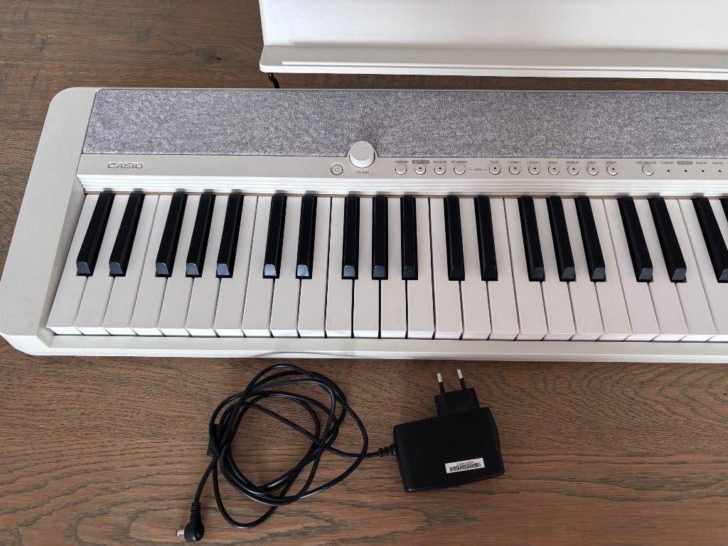 Casio keyboard, Muziek en Instrumenten, Keyboards, Ophalen, Zo goed als nieuw, 61 toetsen, Casio