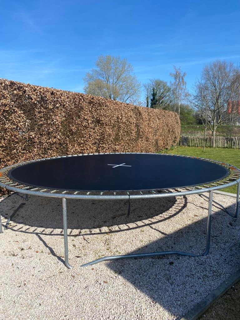 Trampoline, Enlèvement, Utilisé