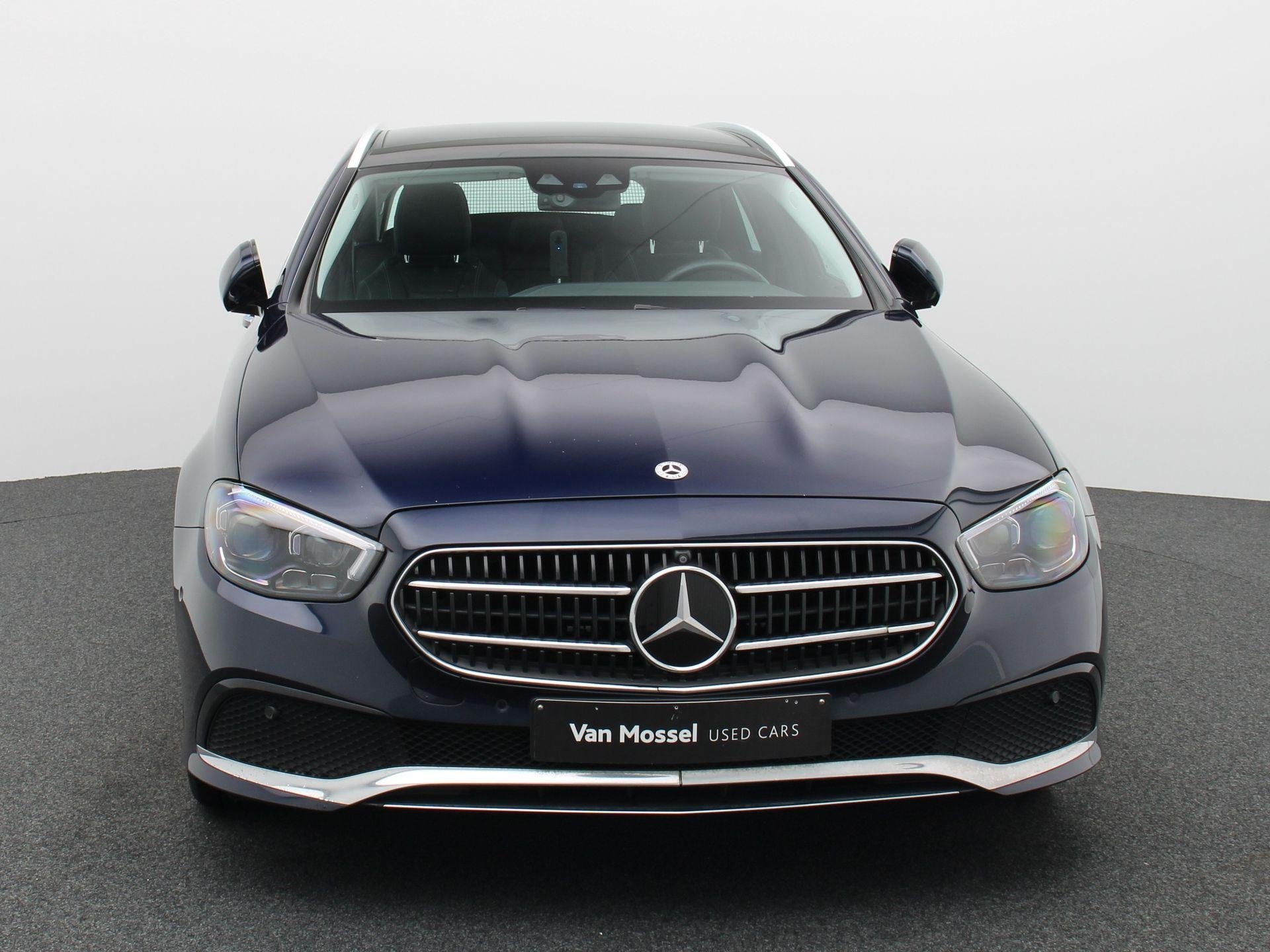 Mercedes-Benz E-Klasse 200 Business Solution Estate + LEDER, Autos, Entreprise, Noir, Automatique, 4 cylindres