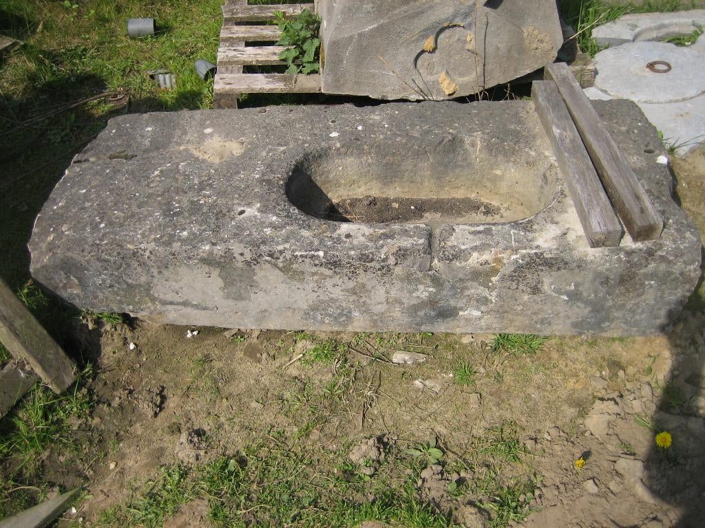 oude zware franse hardstenen voederbak,trog,bloembak, Tuin en Terras, Ophalen, Gebruikt
