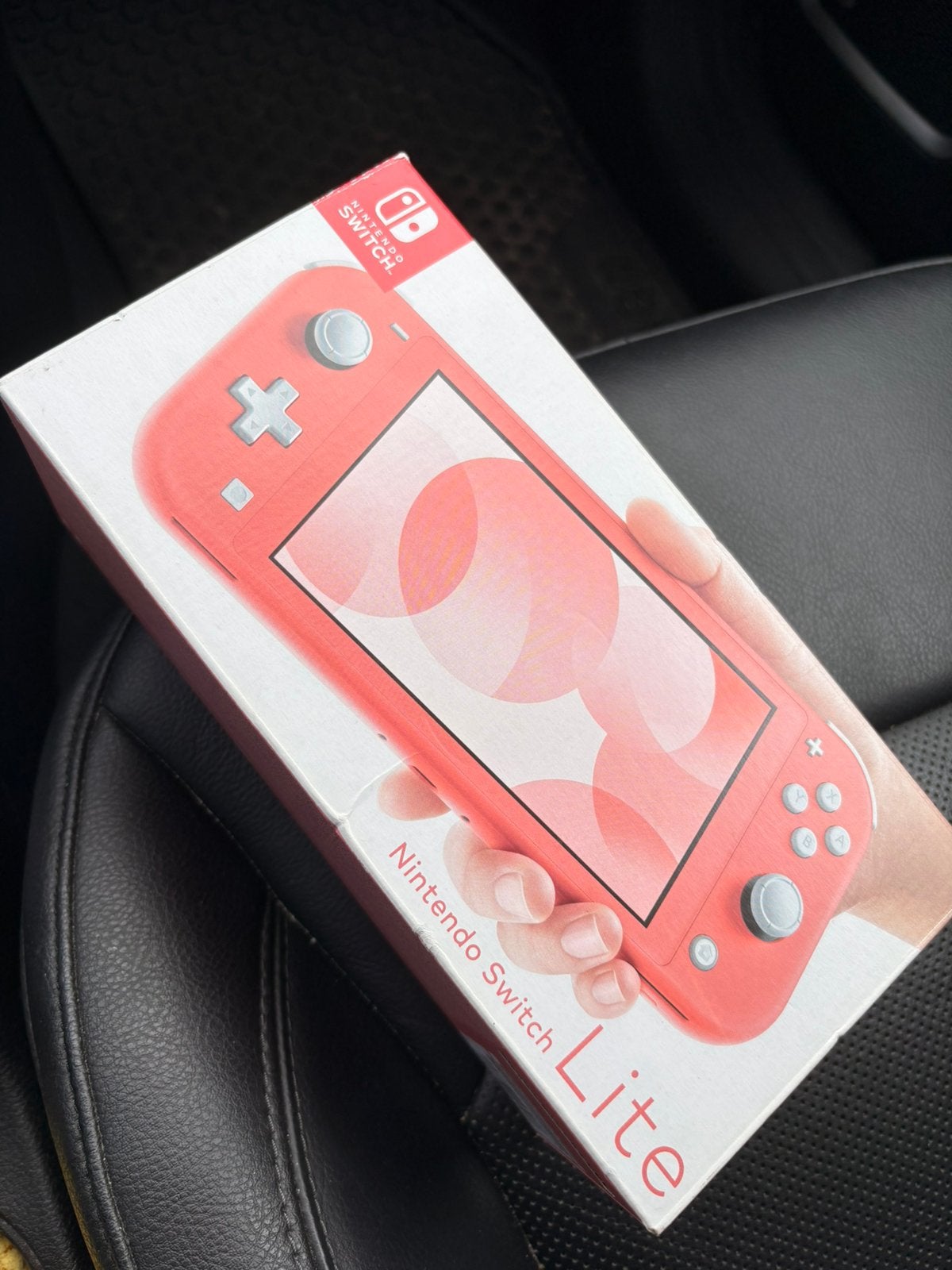 Switch lite Corail, Enlèvement, Comme neuf