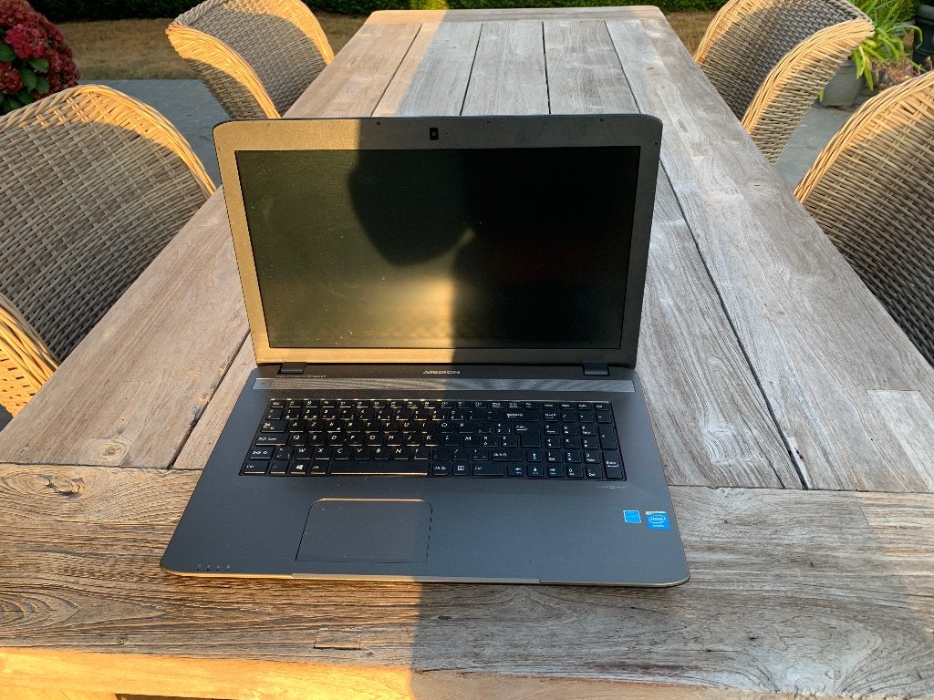 Medion Akoya E7226 17,3" Laptop + Laptoptas – Werkende staat, Computers en Software, Windows Laptops, Intel Celeron N2930 Quad-Core
