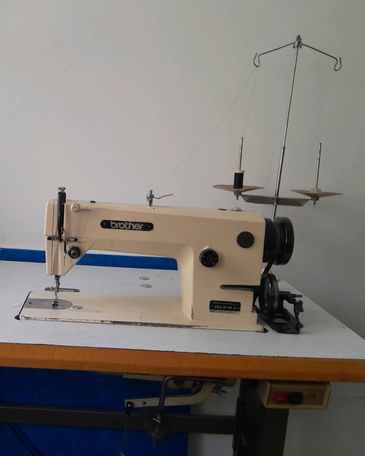 industrie naaimachine, Ophalen