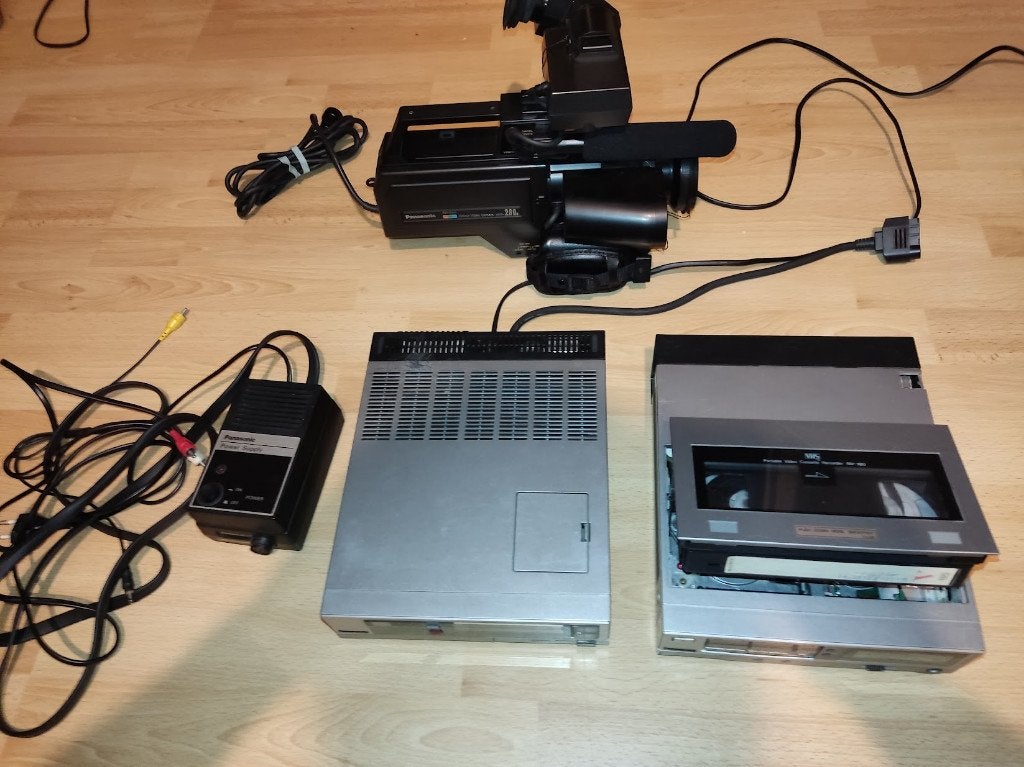 Kit VHS portable Panasonic, Enlèvement ou Envoi, VHS ou SVHS, Cassette (vidéo)
