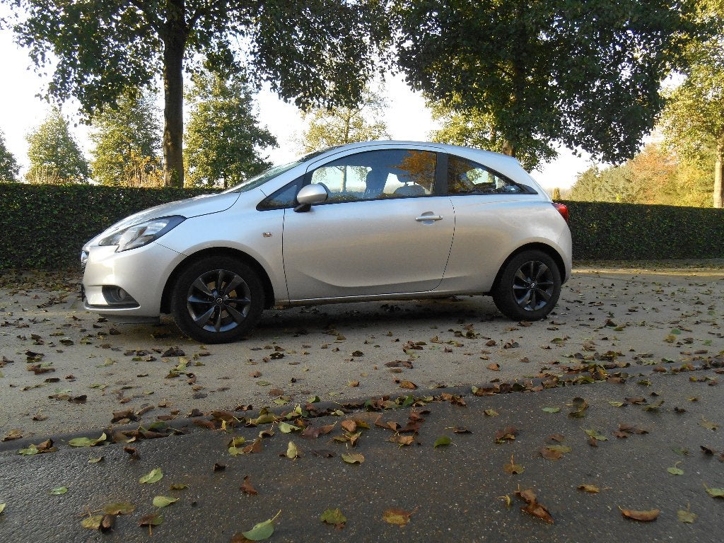 Opel Corsa E Euro 6D 1400 cc essence 61000 km., Argent ou Gris, Achat, Euro 6, Boîte manuelle