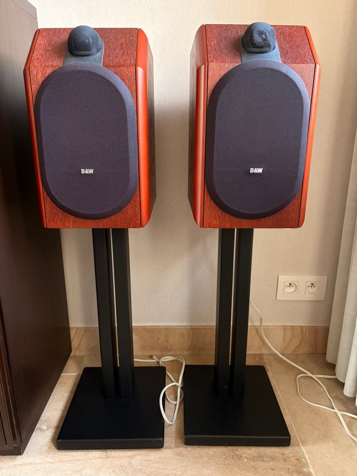 B&W Bowers&Wilkins luidsprekers, Supports inclus, 60 à 120 watts, Enlèvement, Utilisé