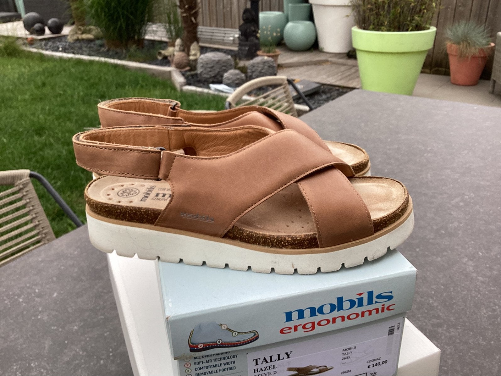Chaussures neuves, très bonne qualité, taille 38, Enlèvement, Comme neuf