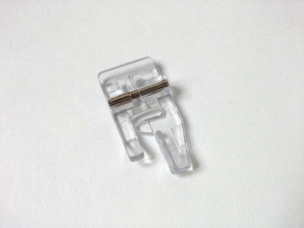 Pied pour ourlet invisible 356630 de machine à coudre Singer, Enlèvement, Utilisé, Accessoires, Singer