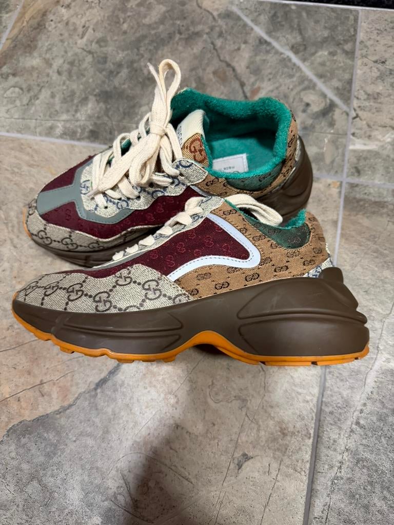 Gucci rhyton, Kleding | Dames, Schoenen, Overige kleuren, Nieuw, Ophalen of Verzenden, Sneakers