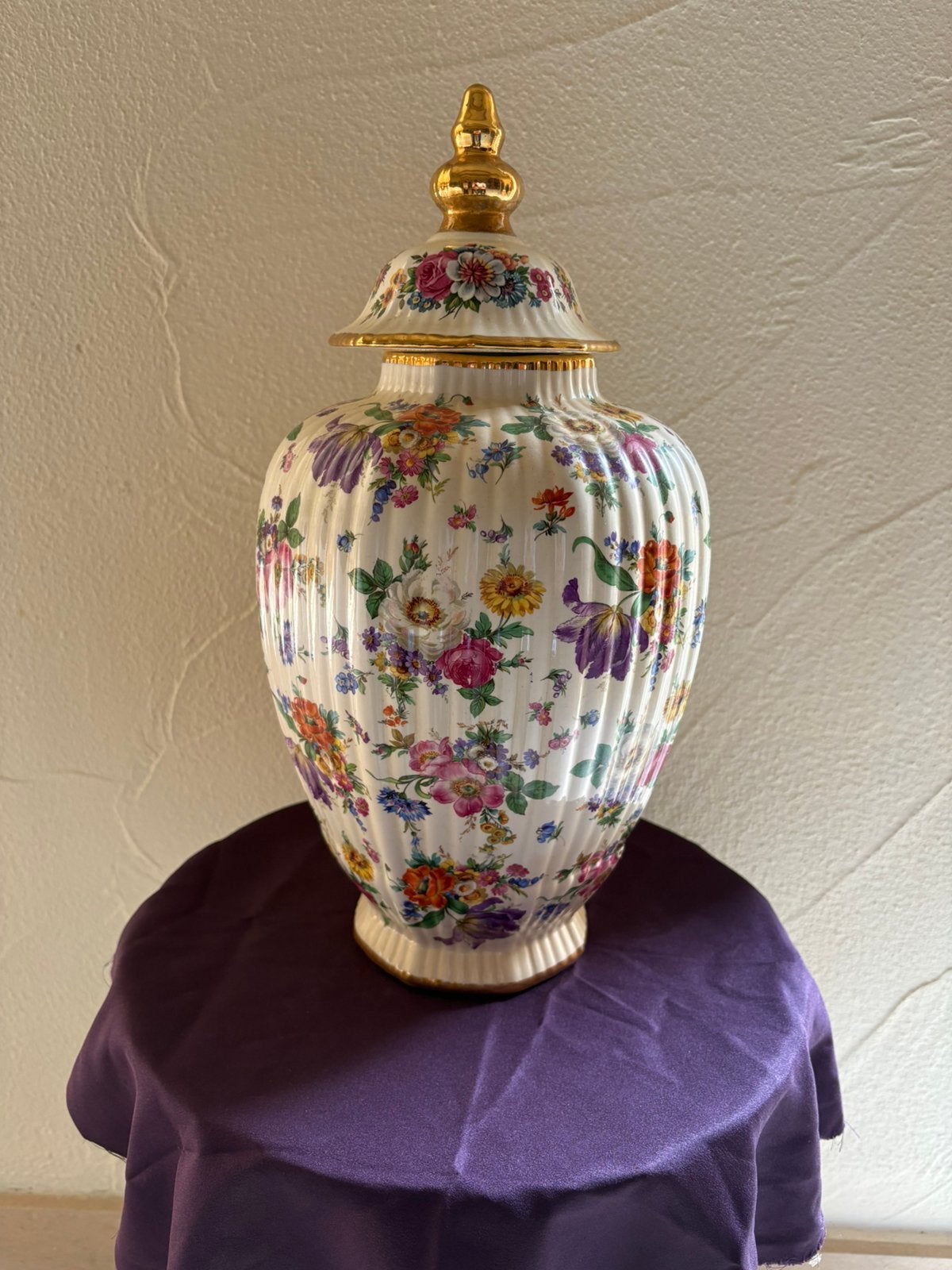 Vintage Boch Frères Keralux dekselvaas – Fleurs de Saxe, Antiek en Kunst, Ophalen
