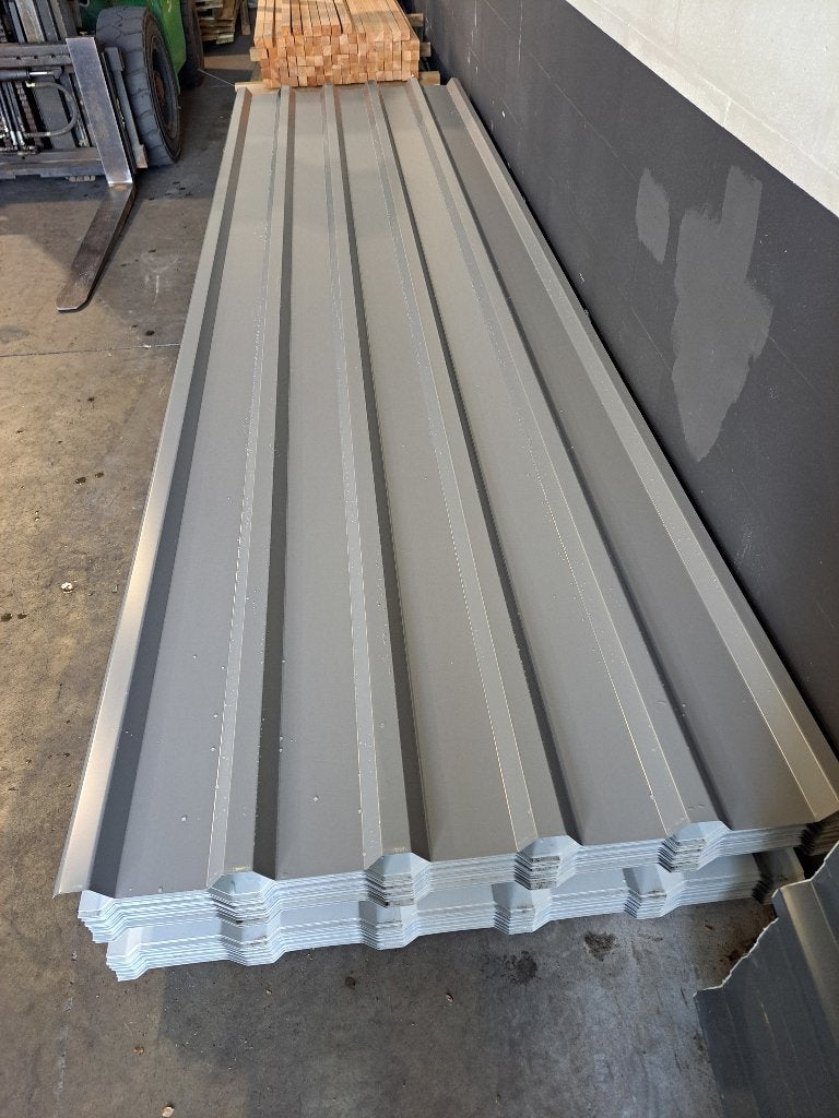 SPOTPRIJS! Dakplaten/wandplaten (€7/m²): 4 meter, Doe-het-zelf en Bouw, Dakpannen en Dakbedekking, Nieuw, Minder dan 5 m², Metaal