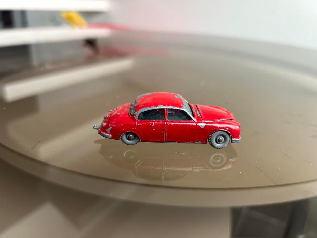 Matchbox Lesney Jaguar 3.8 Litre Saloon nr 65-B 1962, Enlèvement ou Envoi