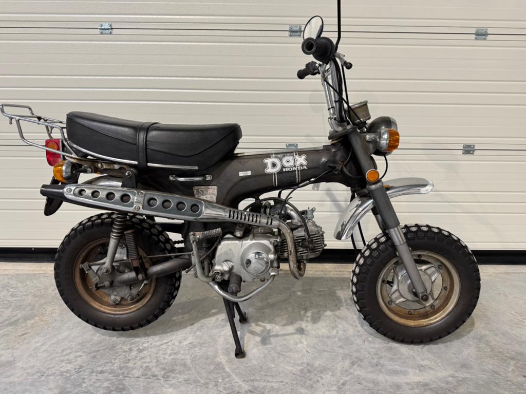 Honda dax st70, Particulier