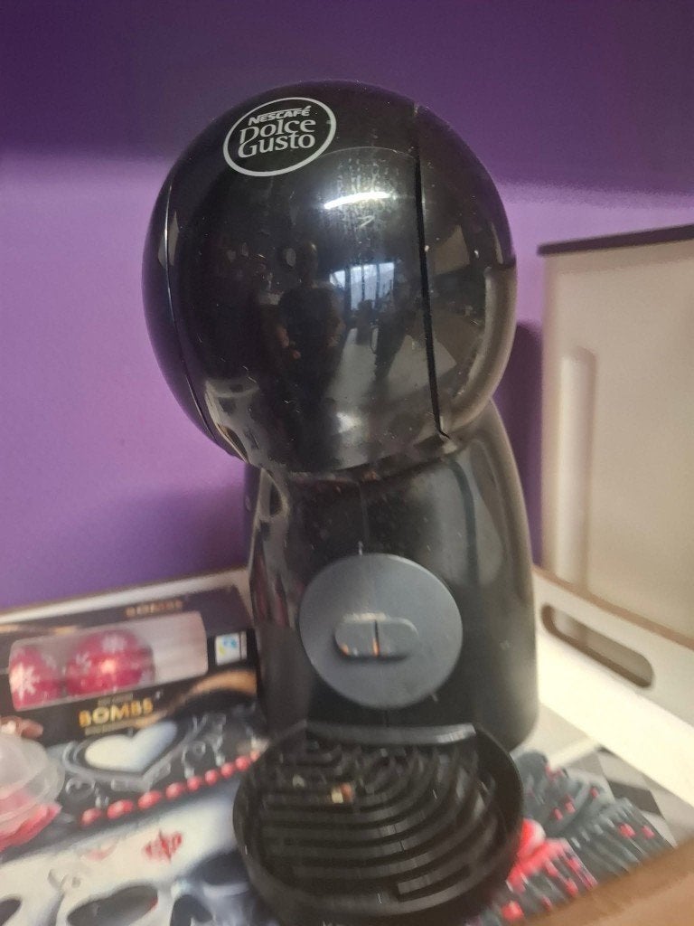 a vendre dolce gusto, 1 tasse, Enlèvement, Comme neuf, Machine à espresso