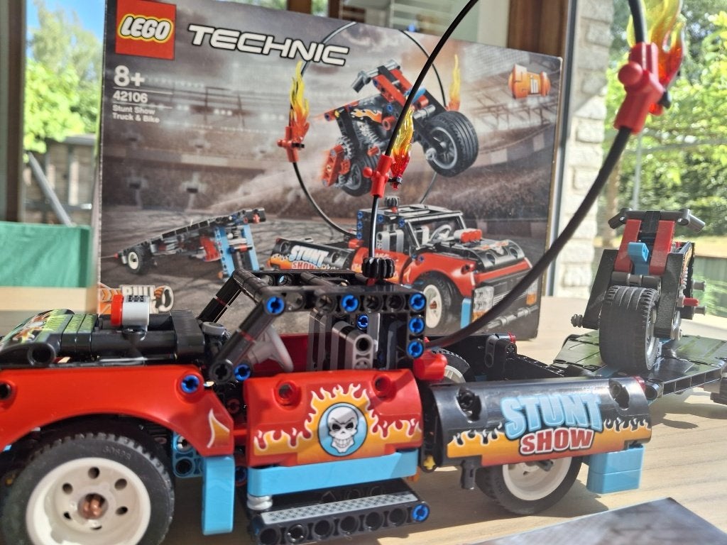 LEGO  Technic  8+   Stuntshow        42106, Enfants & Bébés, Enlèvement ou Envoi, Lego, Ensemble complet, Comme neuf