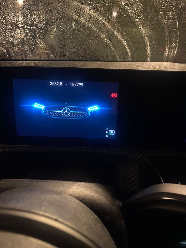 Mercedes A-Klasse Sedan, Auto's, Automaat, Leder en Stof, Zwart, 5 deurs