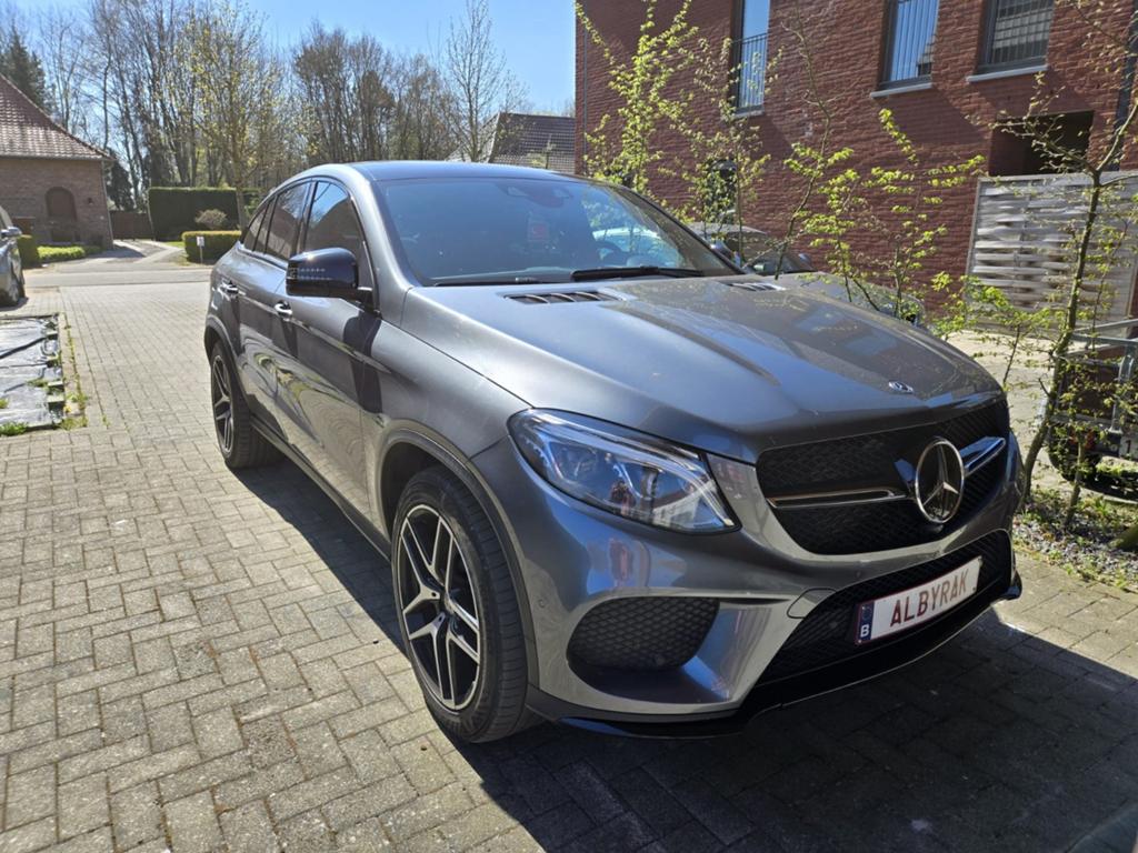 Mercedes GLE350d 4 matic AMG LINE, Auto's, Mercedes-Benz, Automaat, Leder, Particulier, Zilver of Grijs