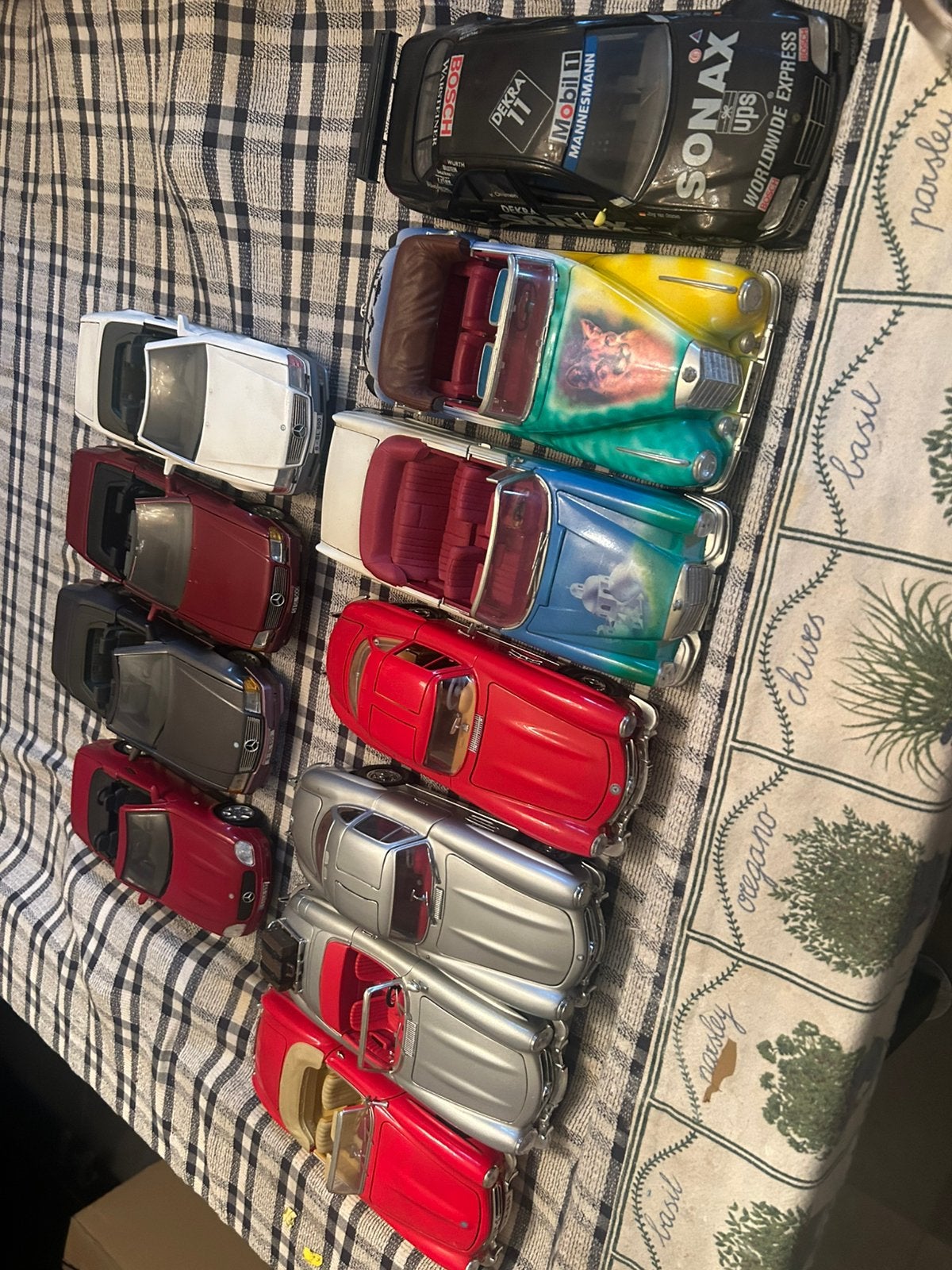 Mercedes à vendre 30 ème pièce, Enlèvement ou Envoi, Comme neuf