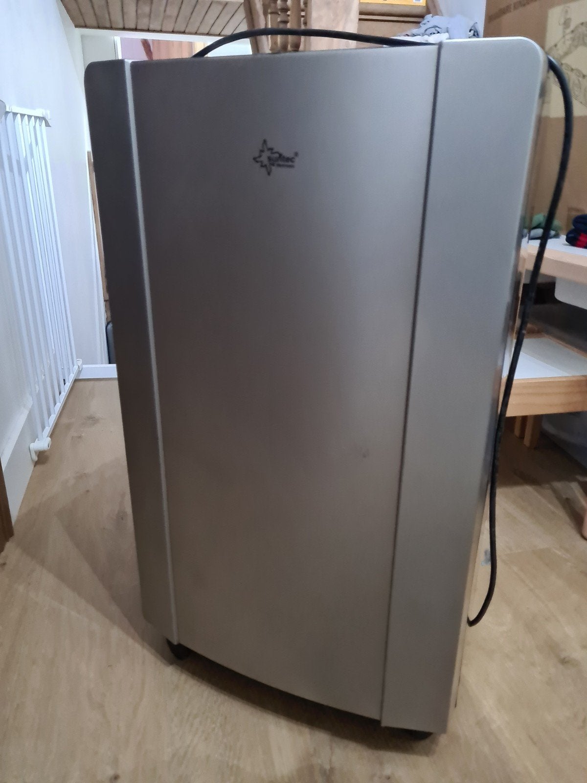 Mobiele airco Klimatronic Progress 9.0 plus (2600 W) - werkt, Enlèvement, Climatiseur mobile, Télécommande