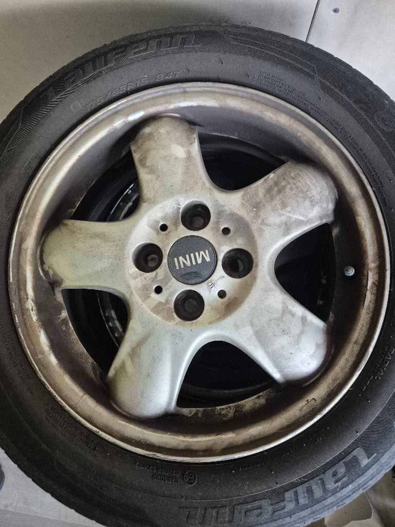 Lot jantes aluminium 15 " mini cooper, Autos : Pièces & Accessoires, Pneus & Jantes, Neuf, 15 pouces, 175 mm, Véhicule de tourisme