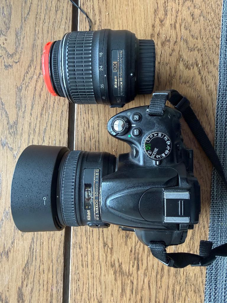 Nikon D5000 + 2 lenzen, Audio, Tv en Foto, Fotocamera's Digitaal, Gebruikt, Ophalen of Verzenden, Nikon, 12 Megapixel