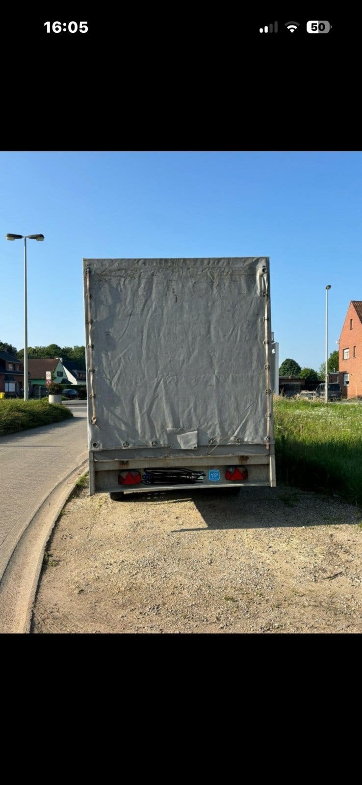 Aanhangwagen, Enlèvement, Utilisé