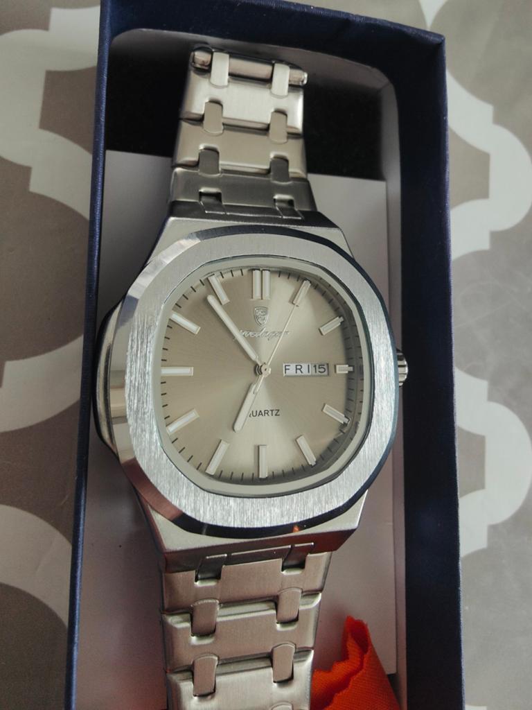 Montre homme, Enlèvement, Neuf