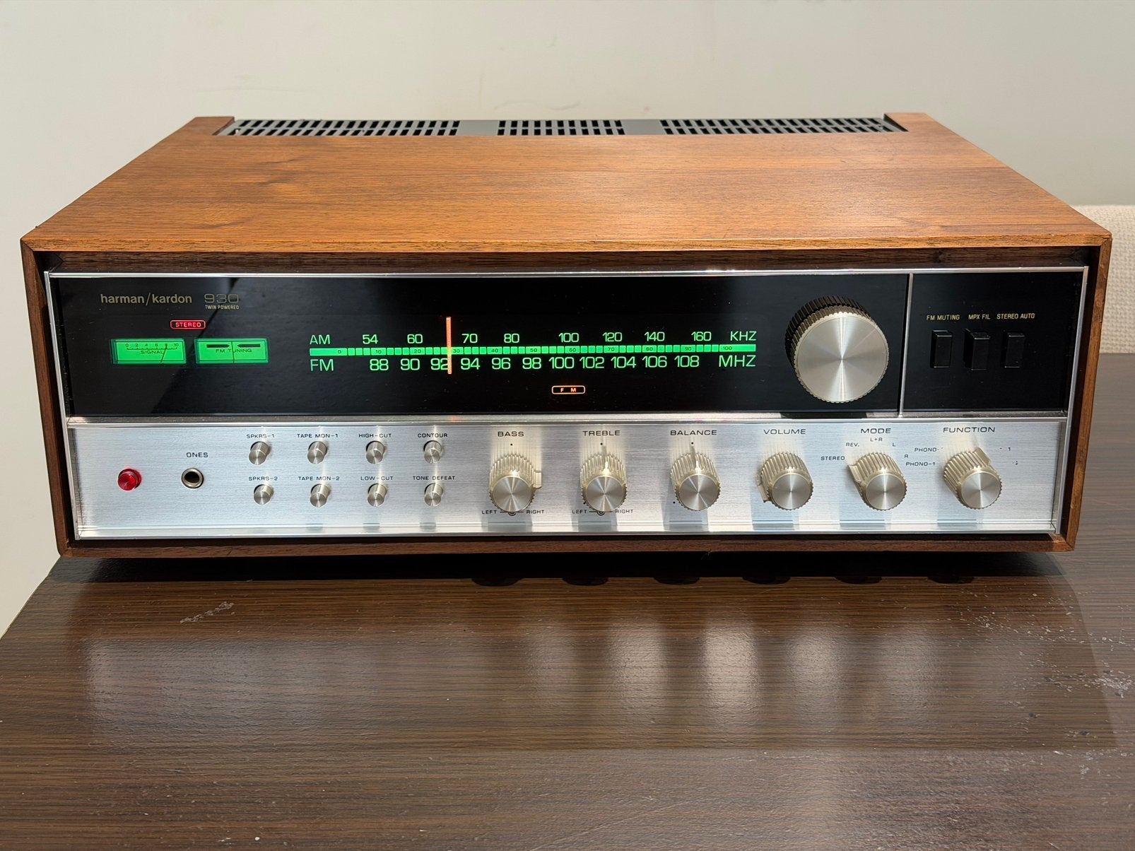 HARMAN KARDON 930 Twin Powered stereo receiver (1972), TV, Hi-fi & Vidéo, Amplificateurs & Ampli-syntoniseurs, Reconditionné, Autres marques