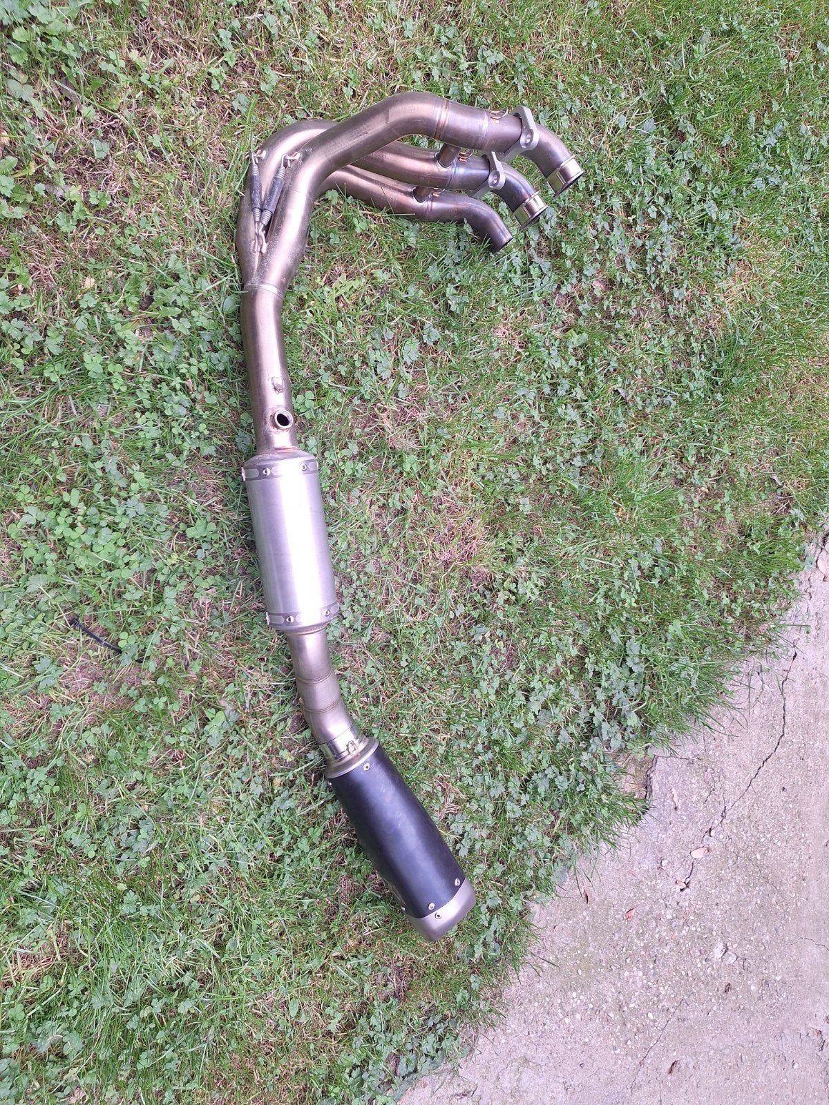 ligne akraponic trident 660, Motos, Particulier