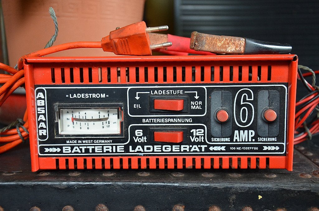Absaar batterijlader 6 amp - 6-12 volt, Enlèvement ou Envoi, Utilisé