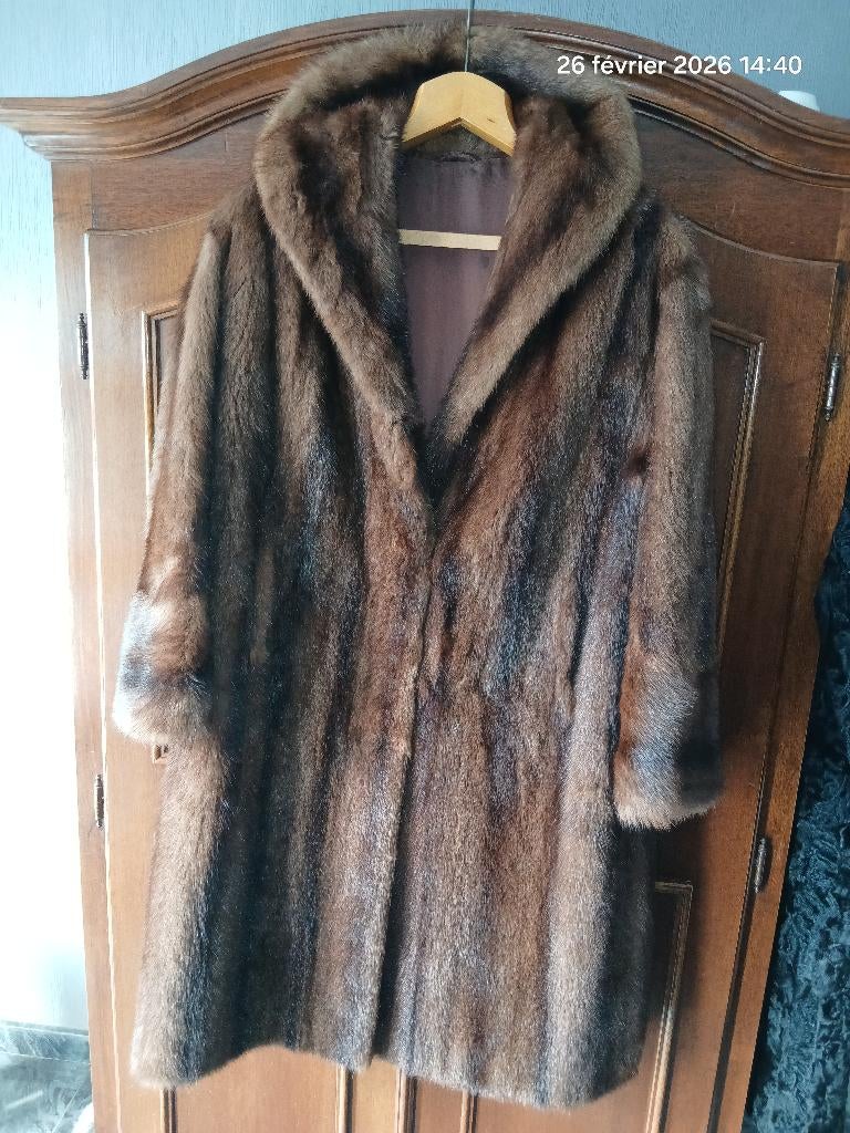 Véritable manteau de fourrure en Opossum, Enlèvement, Porté, Taille 42/44 (L), Beige