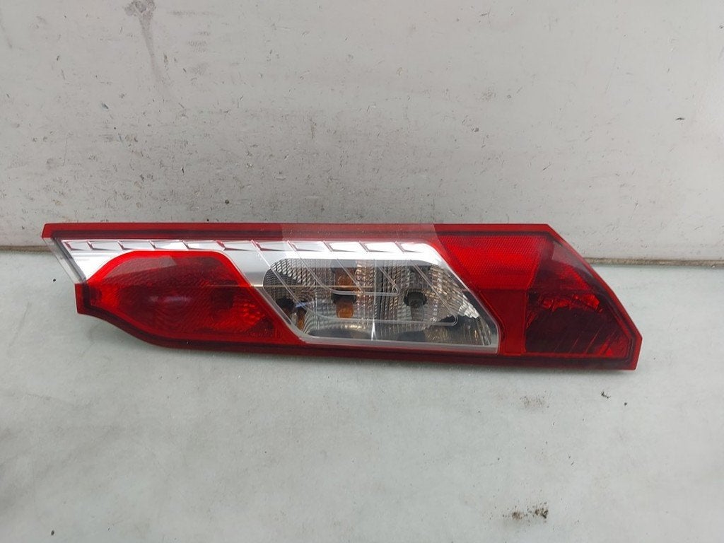 ACHTERLICHT RECHTS Ford Transit Connect (PJ2) (01-2013/-), Auto-onderdelen, Gebruikt, Valeo, Ford, 100, rue de Courcelles
75017  Paris, FR