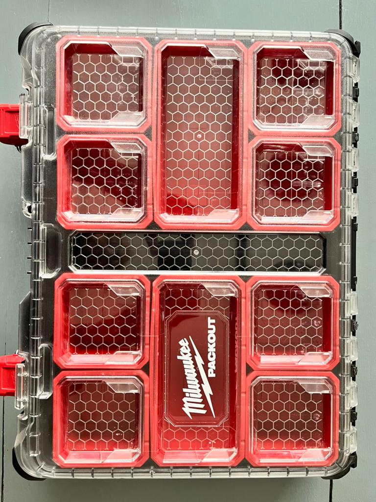 Milwaukee packout a compartiments, Enlèvement, Comme neuf