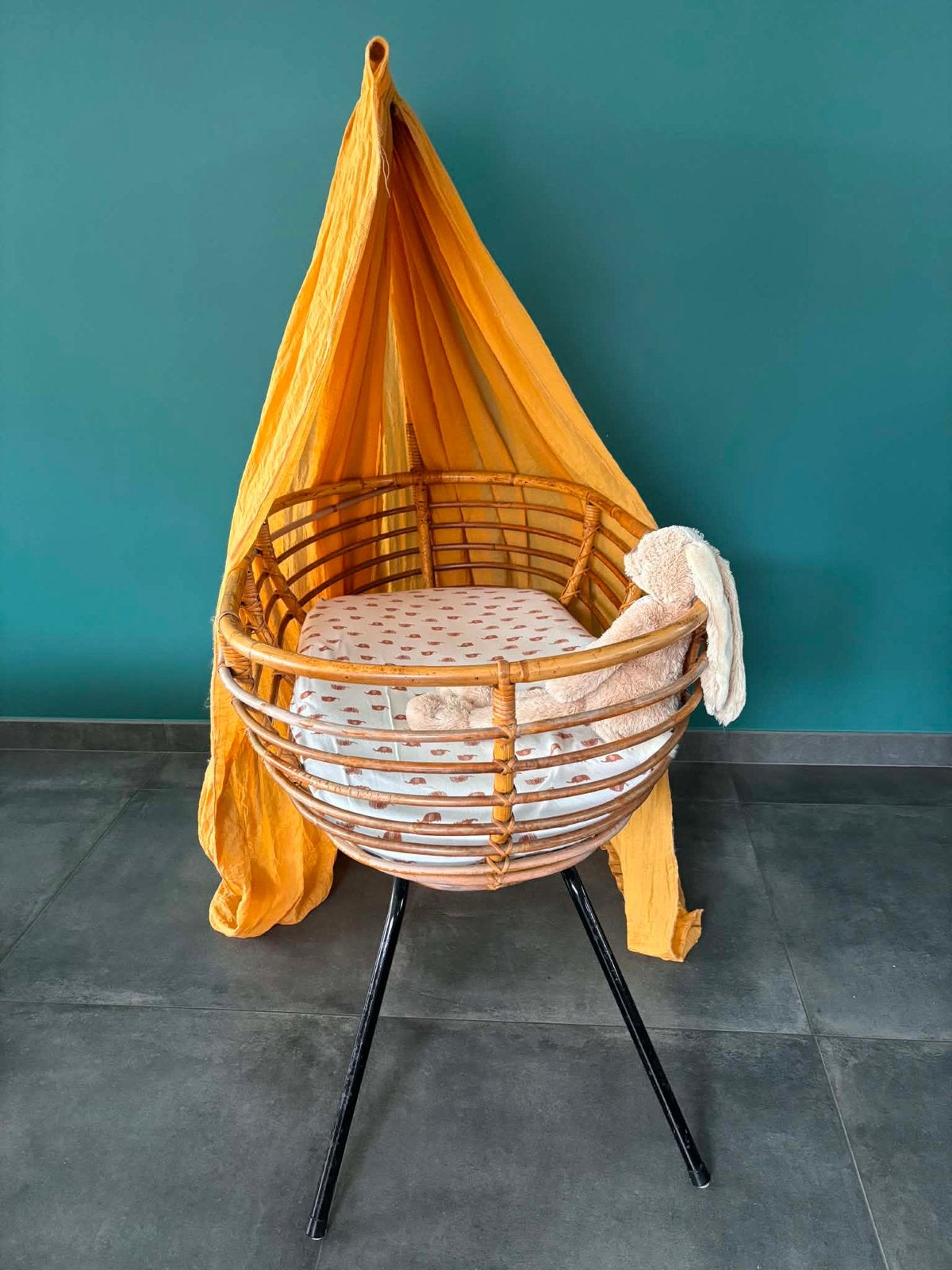 Rotan Baby wieg, Kinderen en Baby's, Babywiegjes en Ledikanten, Ophalen, Zo goed als nieuw, Wieg