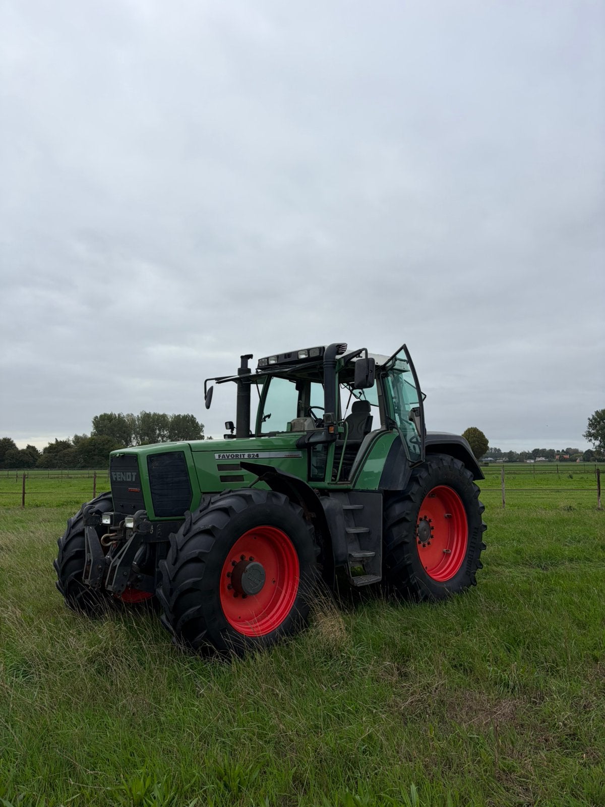 Fendt 824 turboshift 1997, Articles professionnels, Enlèvement, Utilisé, Plus de 160 ch, Fendt