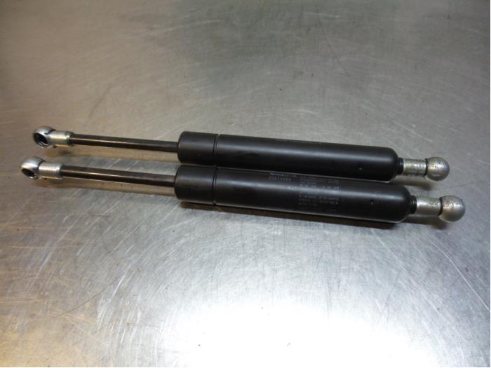 Kit amortisseur gaz hayon d'un Volvo V70, -, -, -, Enlèvement ou Envoi