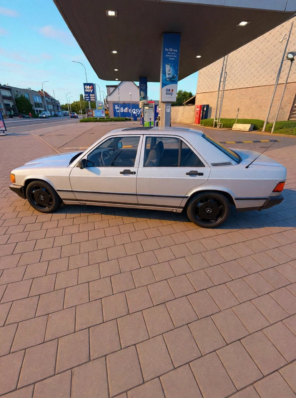 Mercedes W201 190E GVV als oldtimer, Auto's, Automaat, Particulier, Blauw, Zilver of Grijs