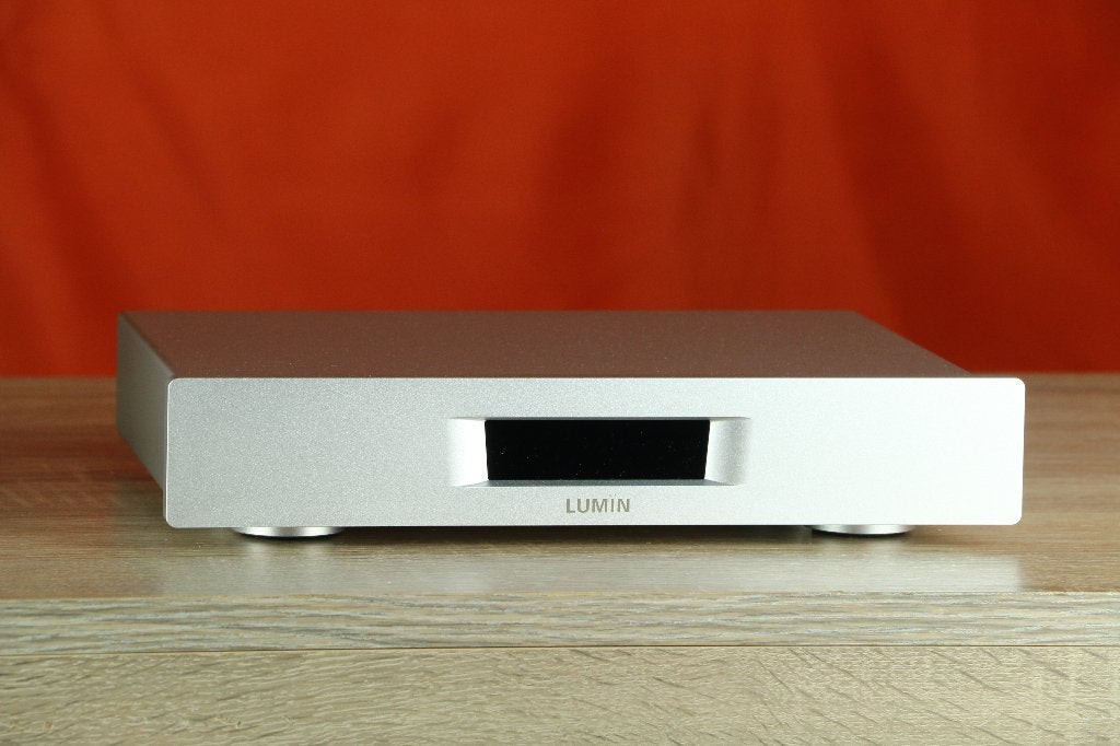 LUMIN D3 / D 3 INRUIL. Augustus 2024. We zijn dealer! Zwart?, Enlèvement ou Envoi, Comme neuf, Sans disque dur