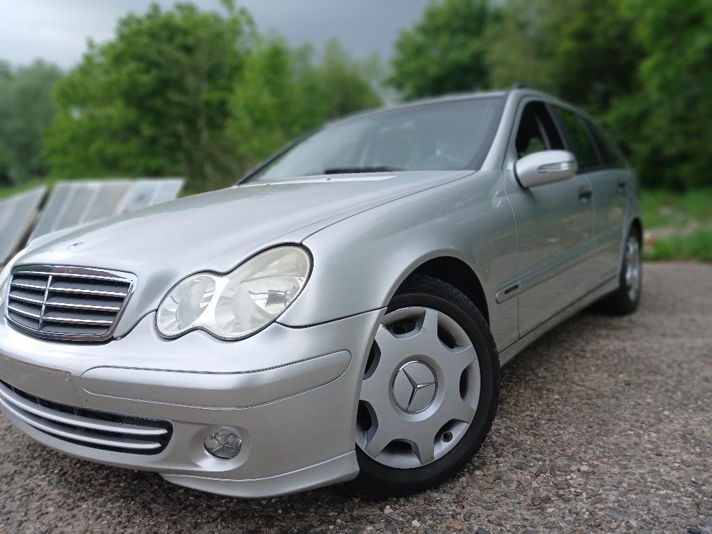 MERCEDES C220 2000cc DIESEL/GEKEURD/12MA GARANTIE, Auto's, Mercedes-Benz, Bedrijf, Euro 4, Te koop, Break