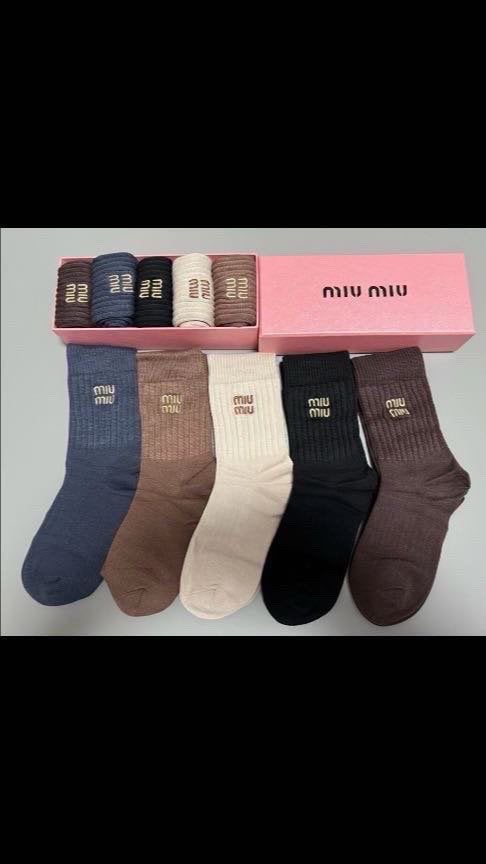 MIU MIU kousen, Kleding | Dames, Sokken en Kousen, Sokken en Kniesokken, Bruin, Maat 35 t/m 38, Nieuw