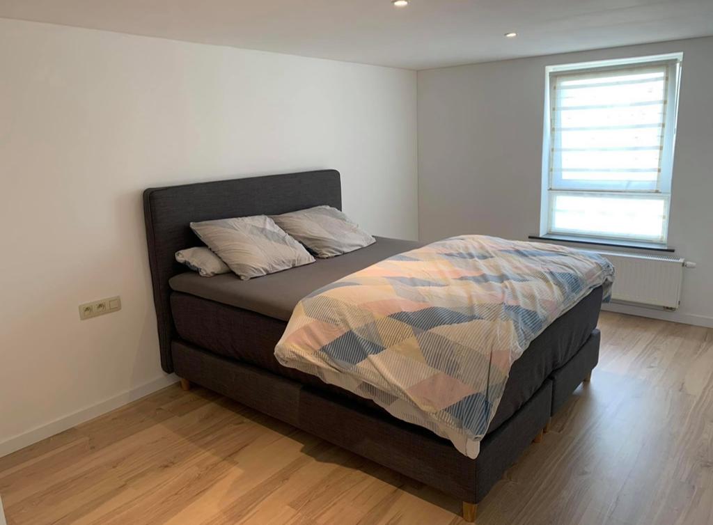 IKEA boxspringbed/bed, Huis en Inrichting, Slaapkamer | Complete slaapkamers, Ophalen, Gebruikt, Tweepersoons, Boxspring