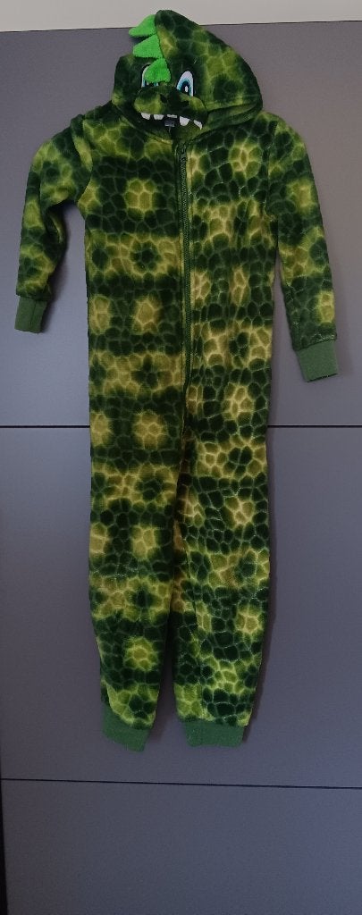 Jongens onesie maat 122/128, Kinderen en Baby's, Ophalen, Gebruikt, Jongen, Nacht- of Onderkleding