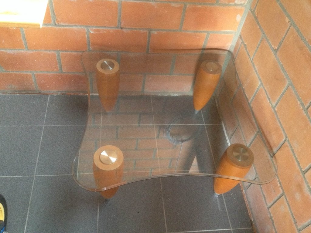 Glazen vierkante salontafel of bijzettafel met ronde vorming, Ophalen, Gebruikt, Kersenhout