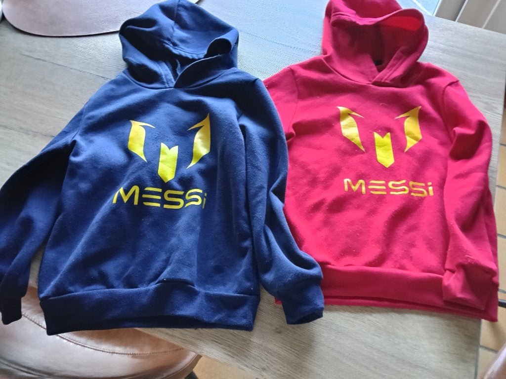 speel swearters met naam Messi maat 130 - 7/8 jaar, Kinderen en Baby's, Ophalen, Gebruikt, Meisje, Shirt of Longsleeve