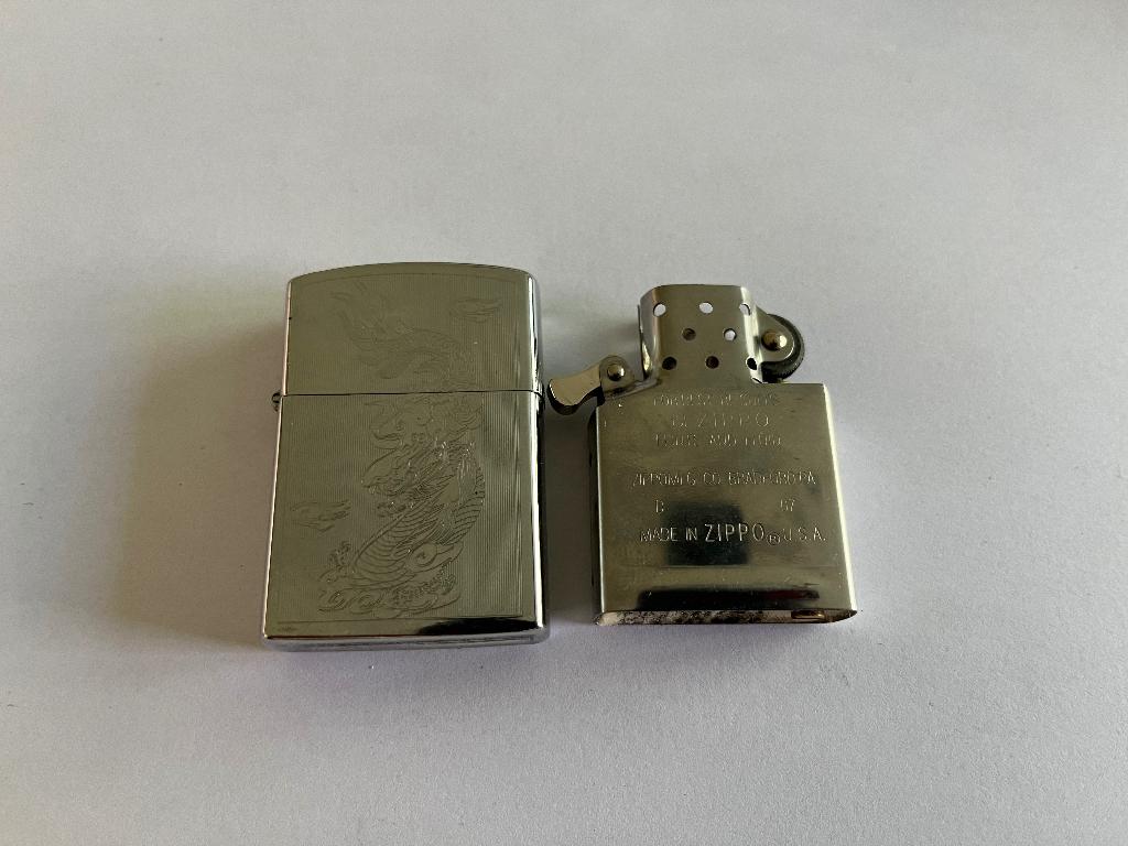 Zippo Dragon E 07, Enlèvement ou Envoi, Comme neuf, Briquet