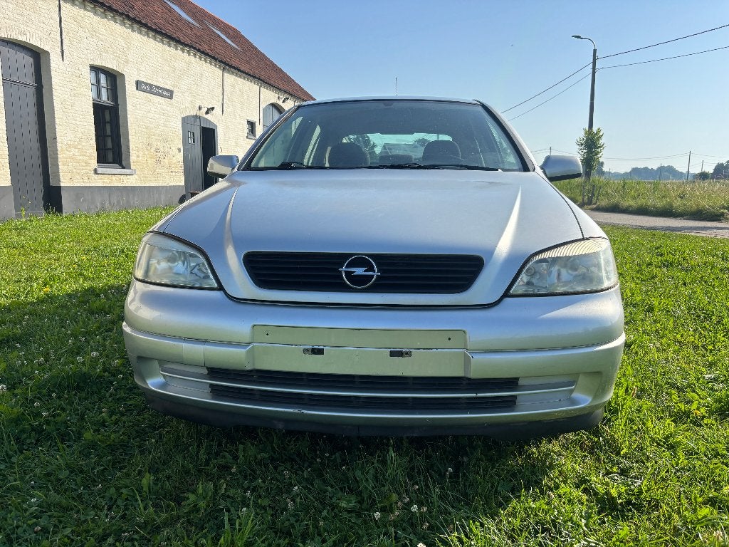 Opel Astra 1.2i 206 000 km EURO 4 80 kW avec controle tech., Autos, Argent ou Gris, 4 portes, Entreprise, Boîte manuelle