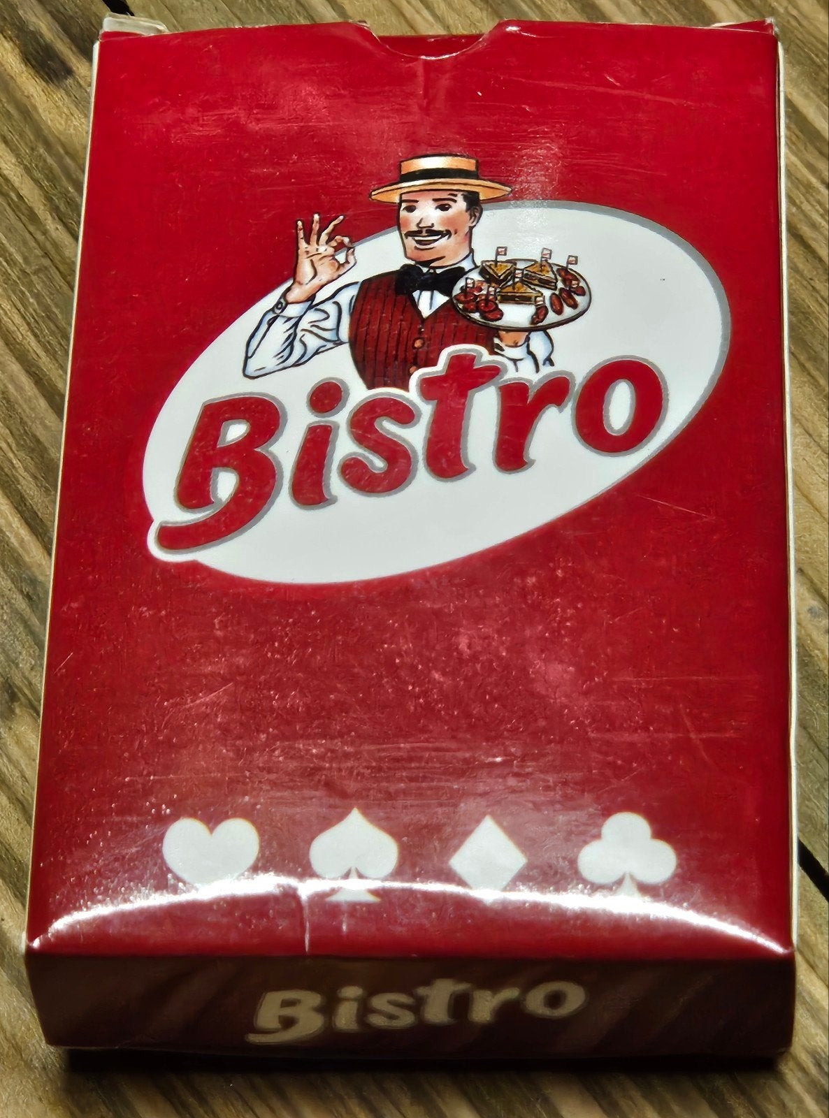Bistro speelkaarten
Dit is een pak, boek of set, Verzamelen, Speelkaarten, Jokers en Kwartetten, Ophalen of Verzenden, Speelkaart(en)